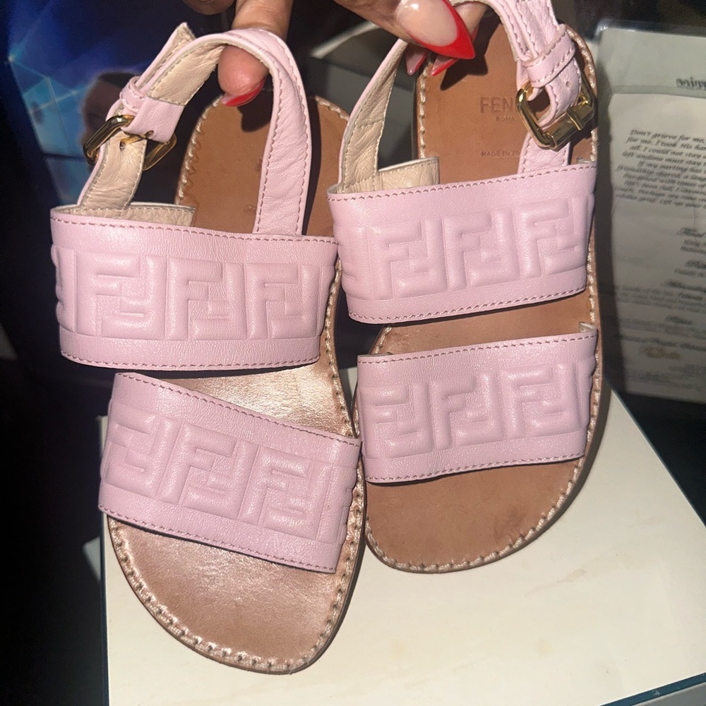 Girls Fendi Slides